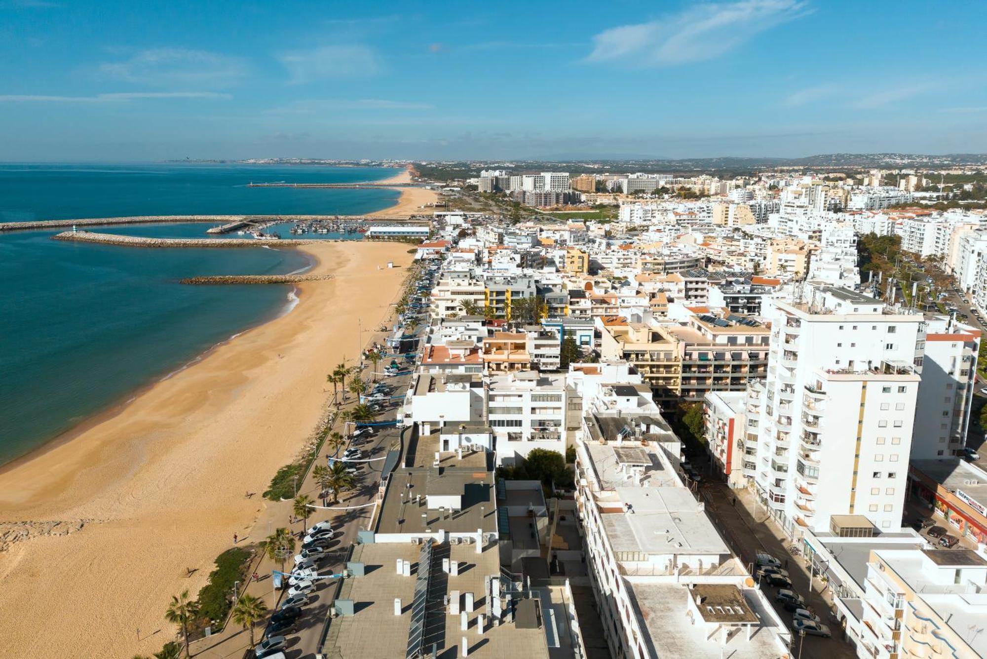 Jaune - 50 Meters To The Beach - Quarteira Bagian luar foto
